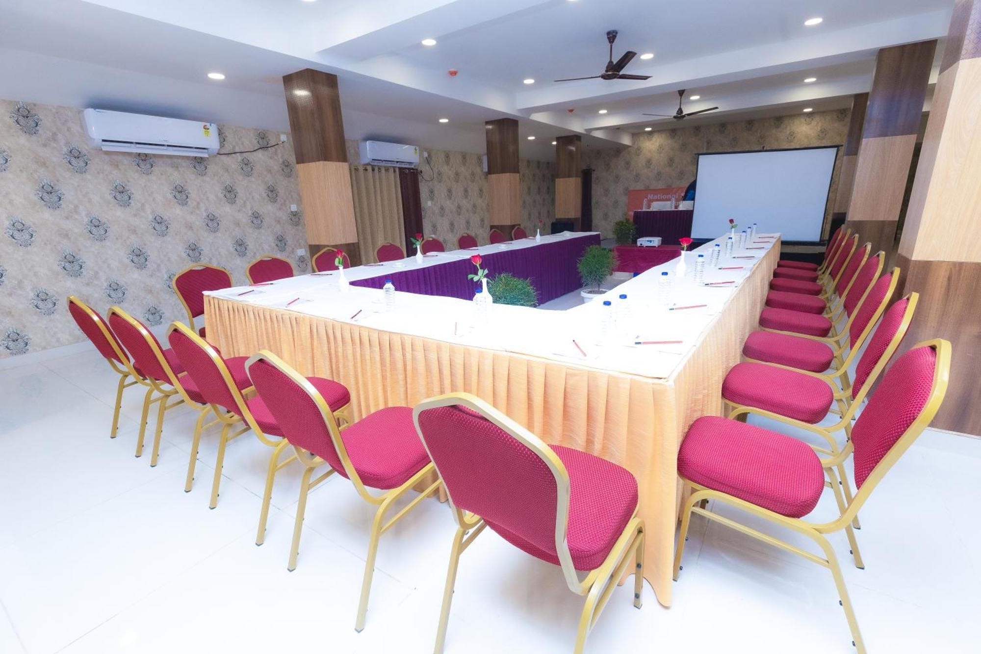 Rosewood Luxury Hotel Bhubaneswar Exteriör bild