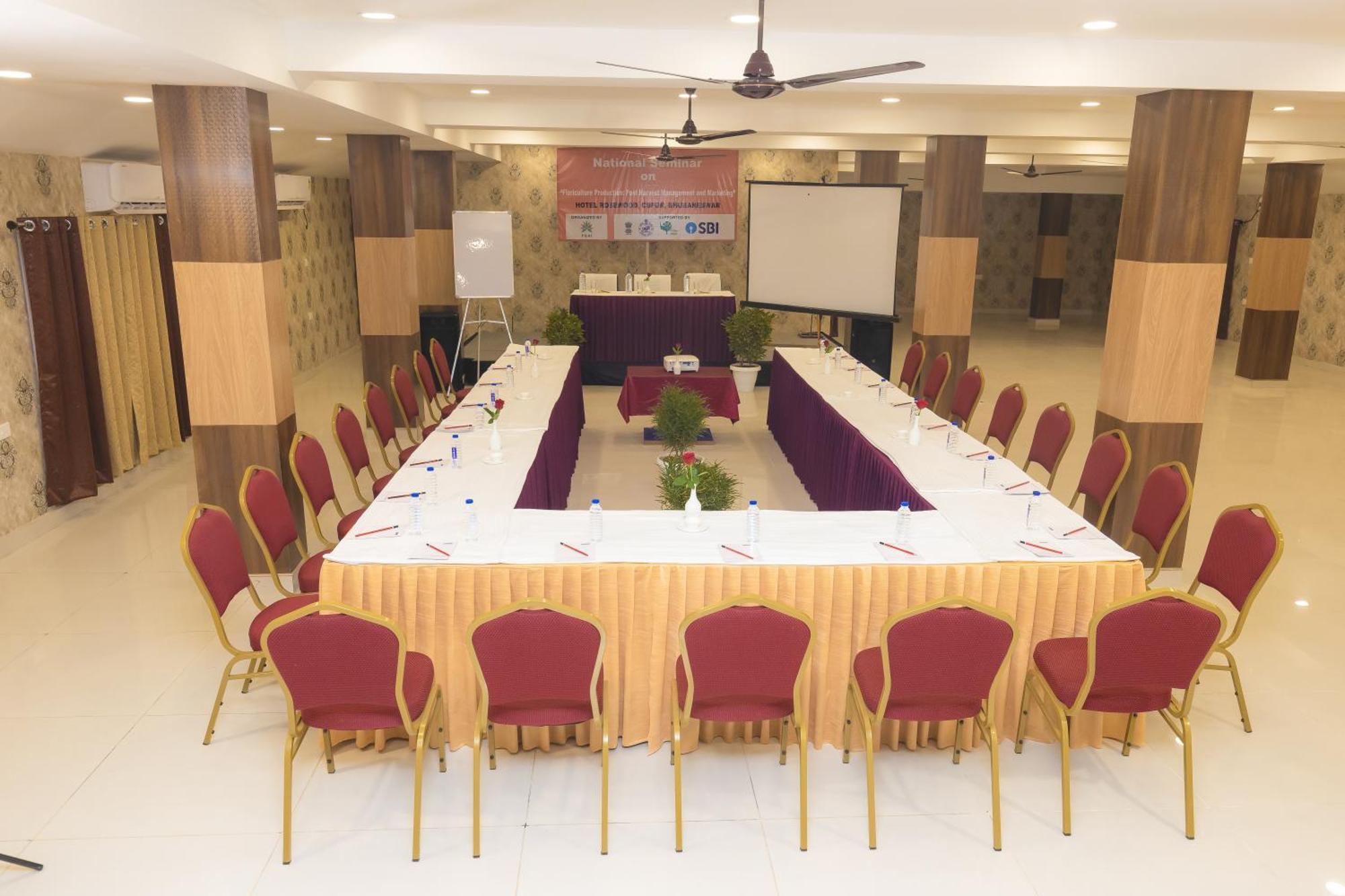 Rosewood Luxury Hotel Bhubaneswar Exteriör bild